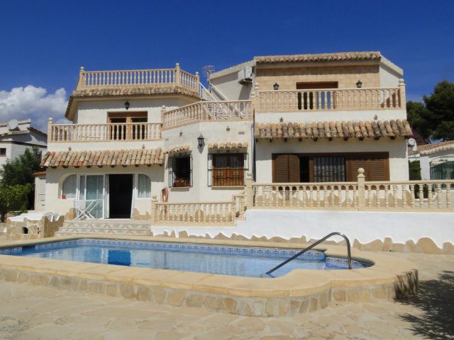 chalet en calpe ·  380000€