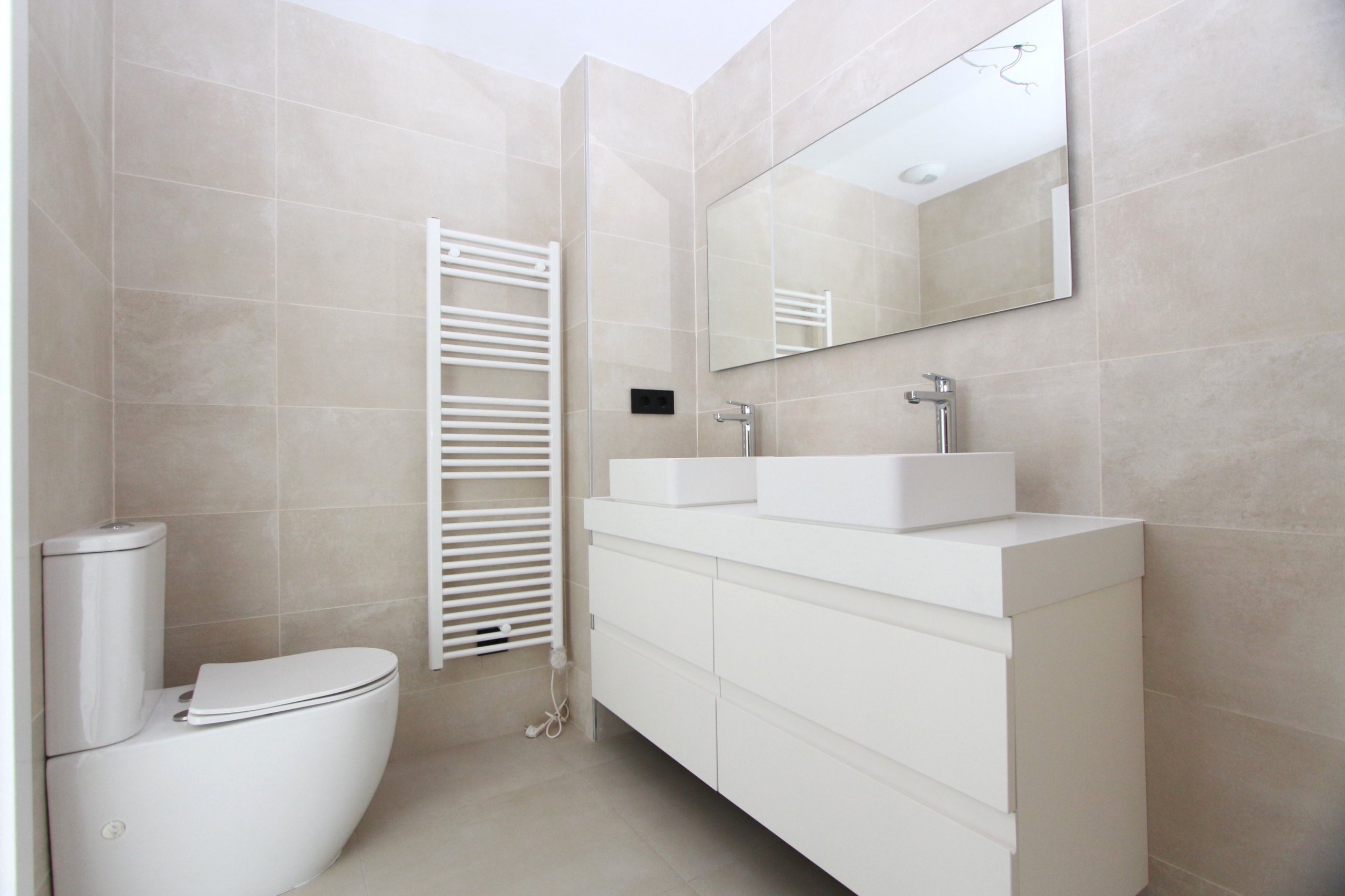 Exclusivo ático con solárium privado y vistas al mar en Calpe
