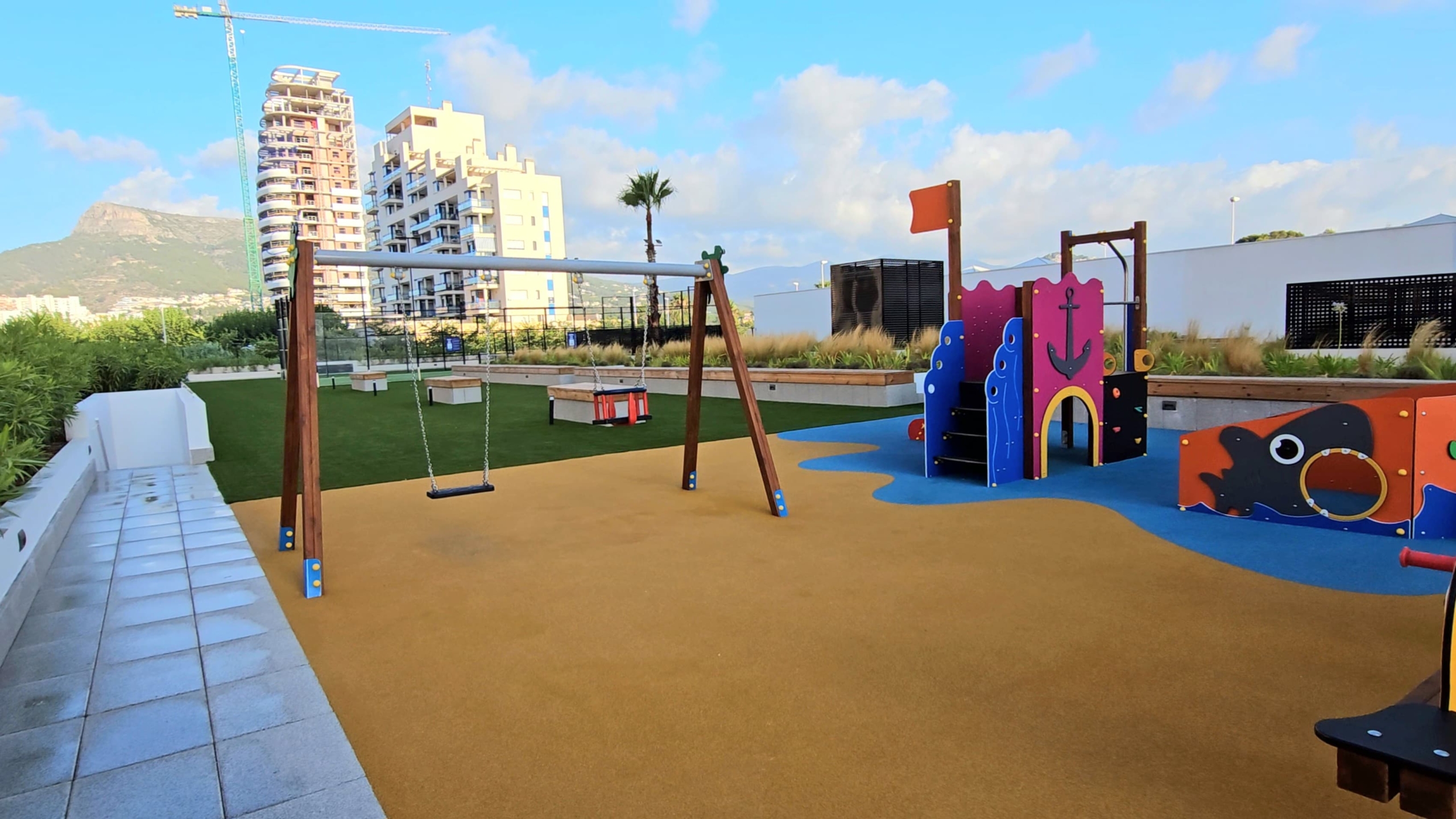 Exclusivo ático de diseño con vistas 360º sobre el Mediterráneo